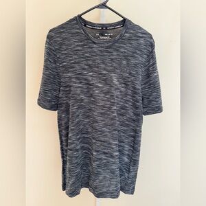 As New - Under Armour Men’s Training Shirt - Grey - Size M